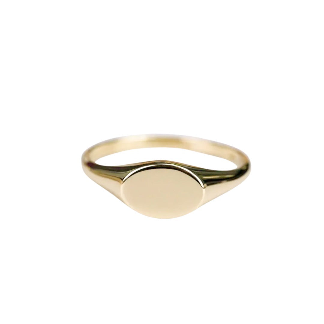 Oval signet ring