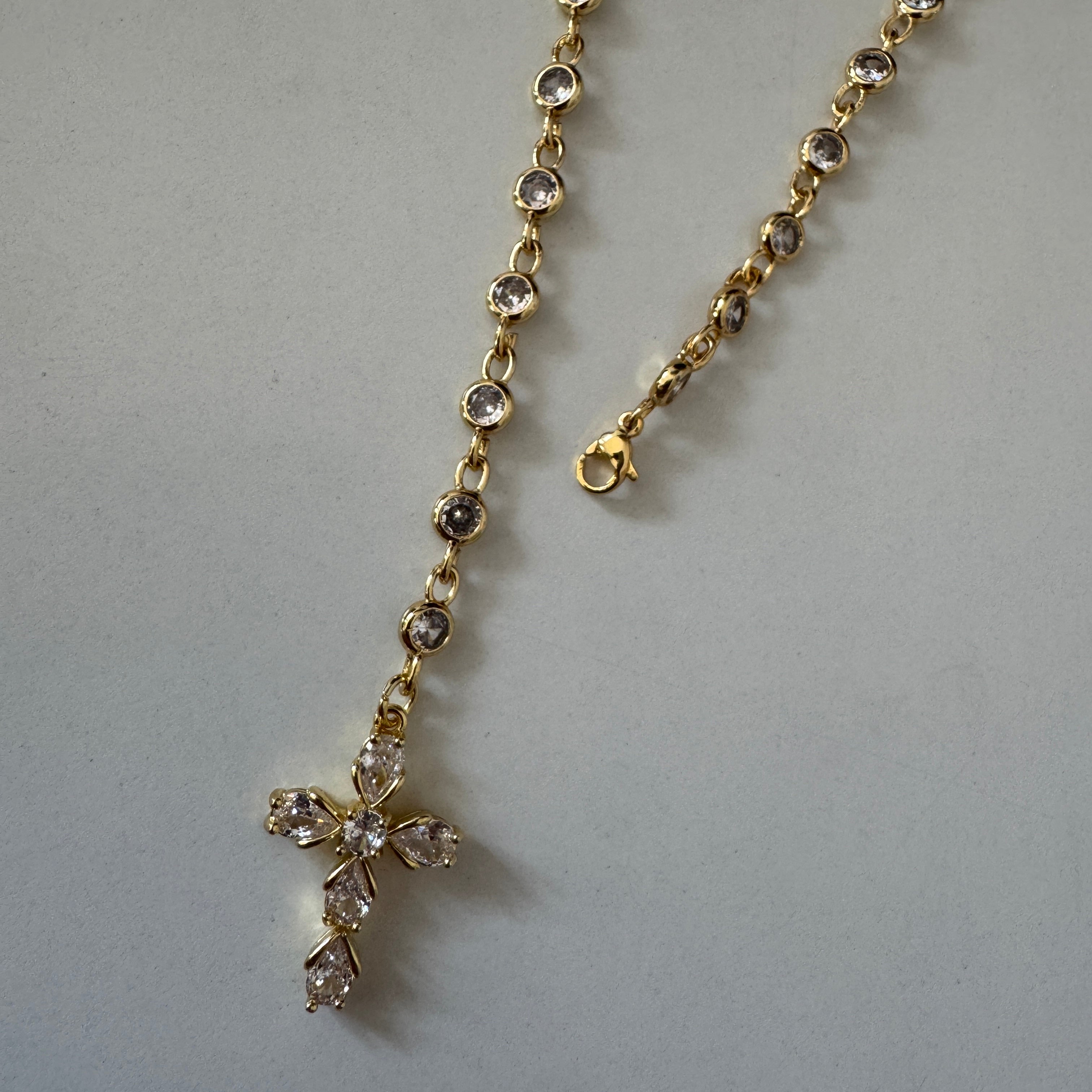 Esmeralda adjustable chain
