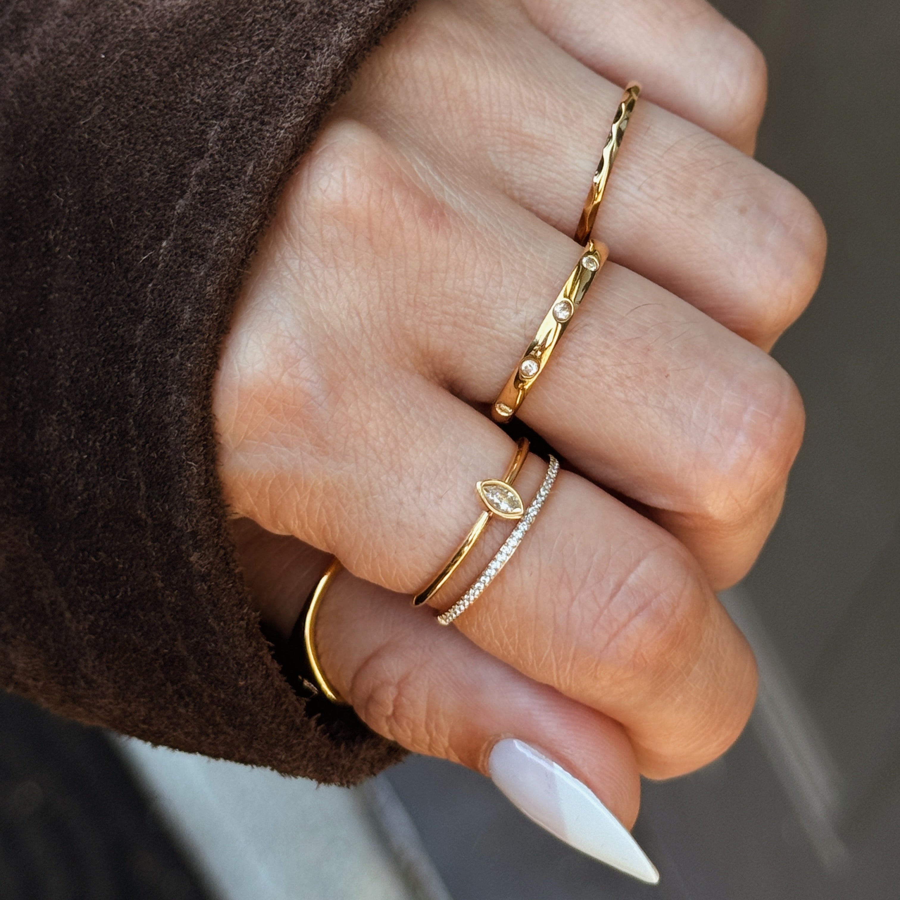 Neeya Ring